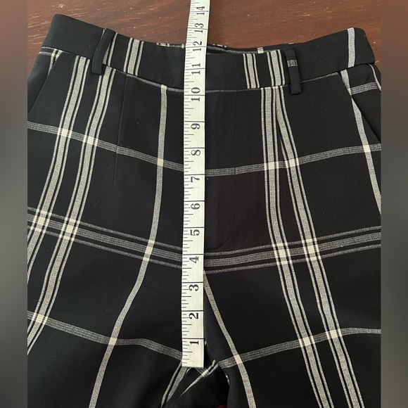Forever 21 Black and Beige Flared Checked Parallel Trousers | 2 - Picture 11 of 15